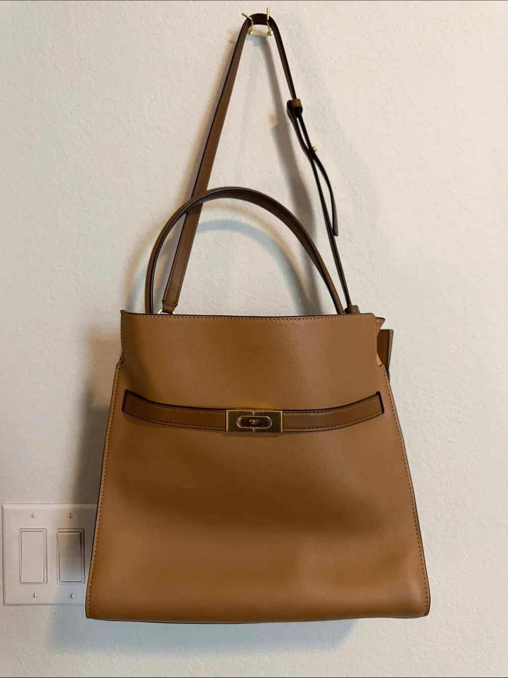 Tory Burch Tan Structured Shoulder & Top-Handle Bag - Lee Radziwell